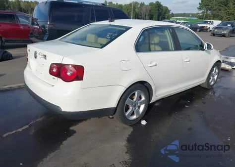 2008 Volkswagen Jetta Se/Sel from USA, damaged, VIN 3VWRM71K38M037294